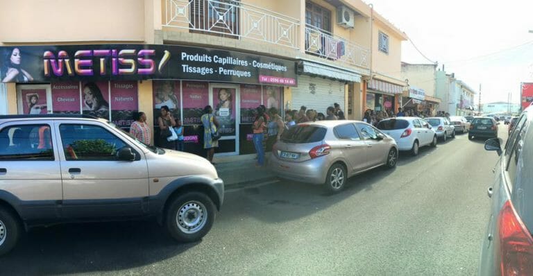 Une opération de déstockage jusqu&rsquo;à -70% et deux magasins blindés de monde