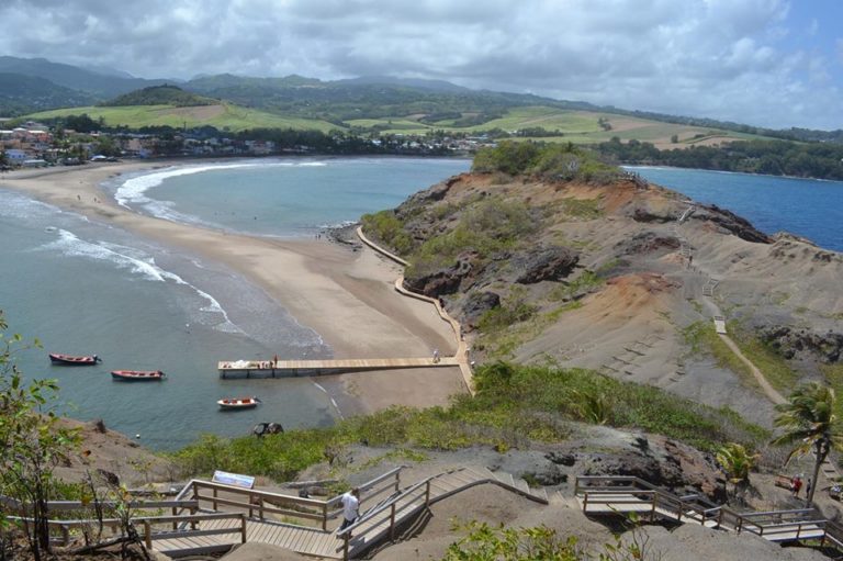Martinique : le tombolo à Sainte-Marie est totalement ouvert