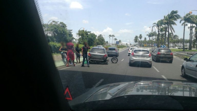 D&rsquo;énormes embouteillages sur la RN5 suite à un accident au niveau de l&rsquo;aéroport