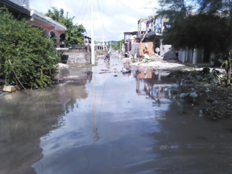 Haïti : des inondations font au moins 5 morts. 10 000 maisons inondées