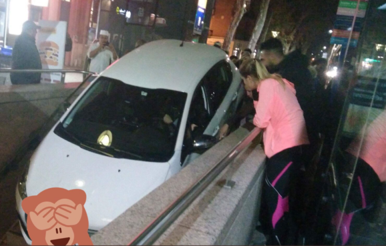 Toulouse : une conductrice confond l&rsquo;entrée d&rsquo;un parking et une bouche de métro
