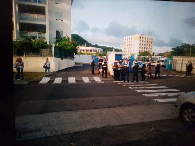 Des produits stupéfiants et des armes saisis aux abords d&rsquo;établissements scolaires en Martinique