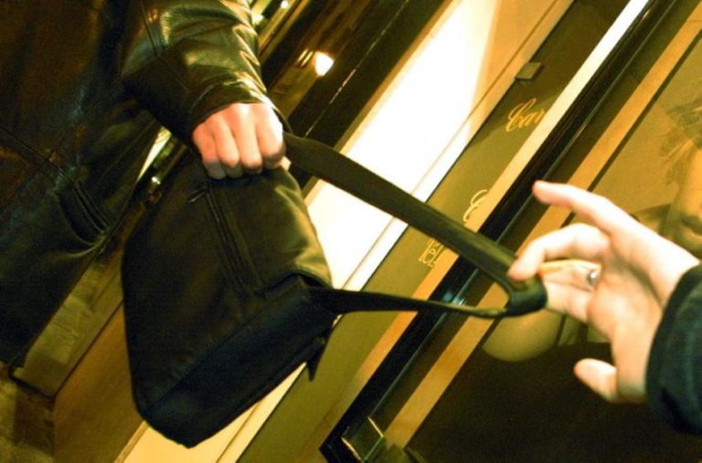 Plusieurs vols à l&rsquo;arraché commis à Fort-de-France. L&rsquo;auteur des faits interpellé