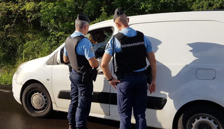 298 infractions et saisie d&rsquo;un pistolet lors des contrôles renforcés durant le week-end de Pâques en Martinique