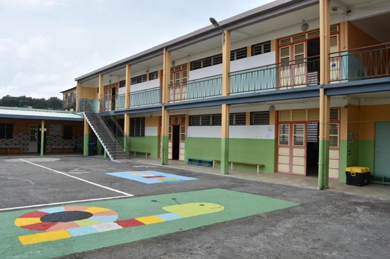 Le protocole sanitaire dans les écoles passe au niveau 3 en Martinique à compter du lundi 18 octobre 2021