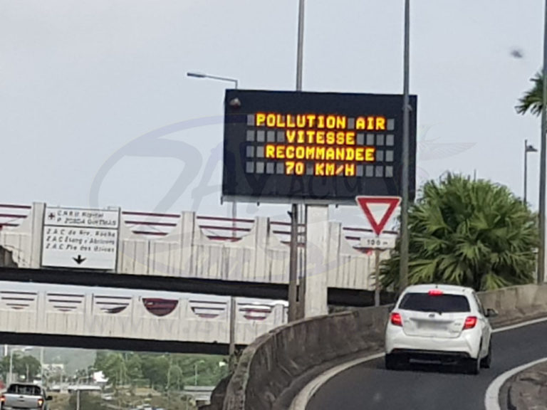 Pollution de l&rsquo;air : réduction de la vitesse recommandée à 70km/h sur tout le réseau routier