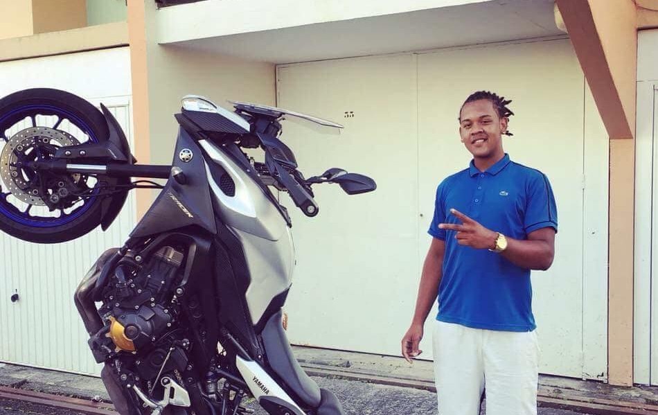 Il n'avait que 19 ans. Il a été tué pour ce qui lui appartenait à savoir sa moto