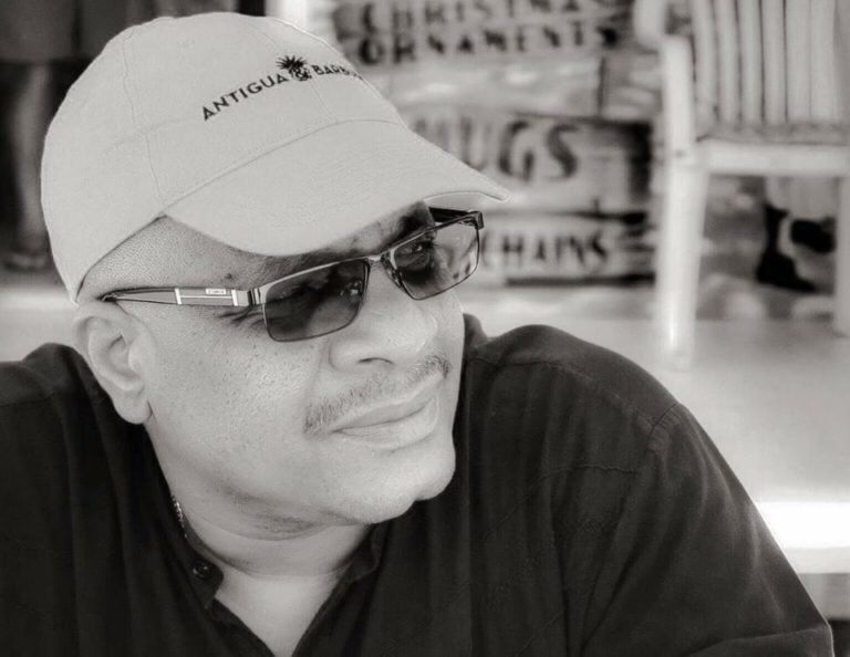 Musique : Jean-Philippe Marthély dévoile son tout nouveau titre le jour de la Saint-Valentin