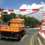 Un camion détériore un portique sur la RN9 malgré l’interdiction