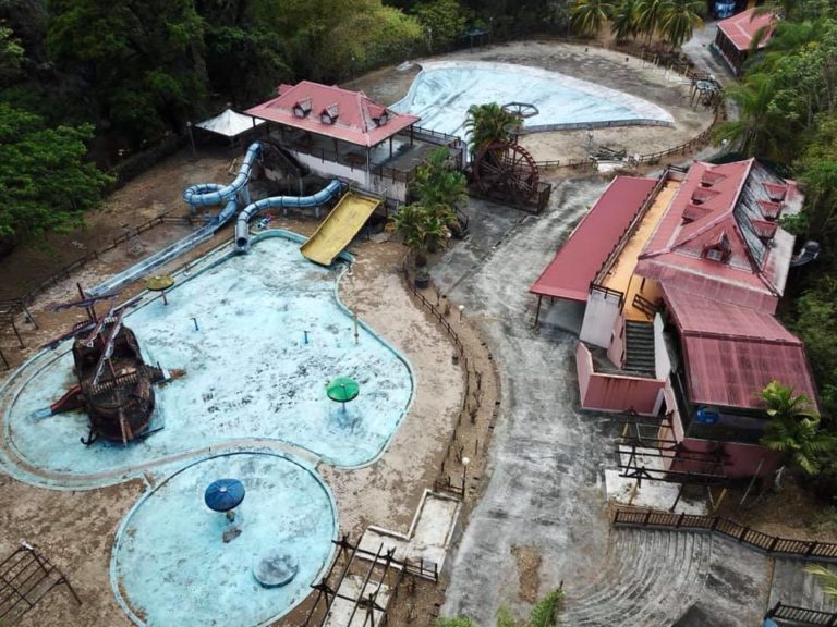 Un appel à projets lancé par la CTM pour la reprise de l&rsquo;ex parc aquatique Aqwaland au Carbet