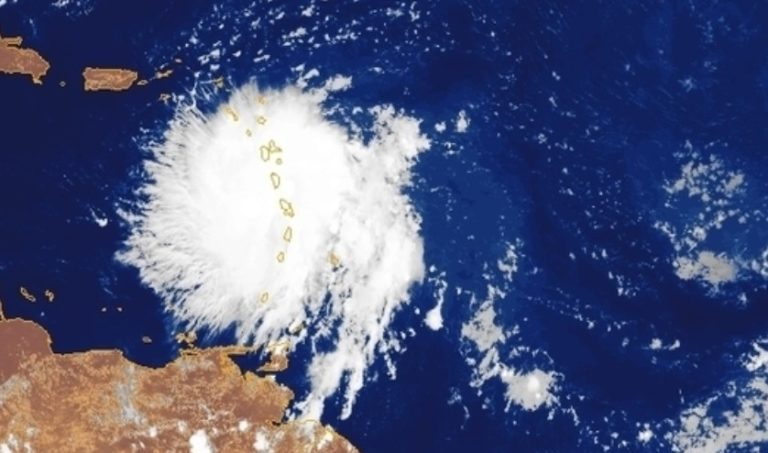 La tempête tropicale Dorian s&rsquo;évacue en mer des Caraïbes. La Martinique en orange pour fortes pluies et orages