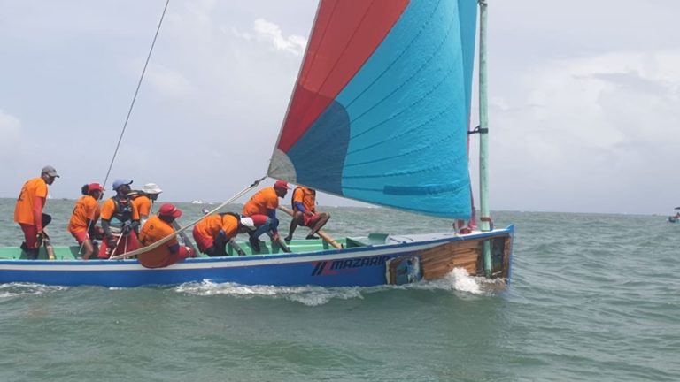 TDY 2019 : MFR termine la 7e étape avec une yole très abîmée à l&rsquo;avant