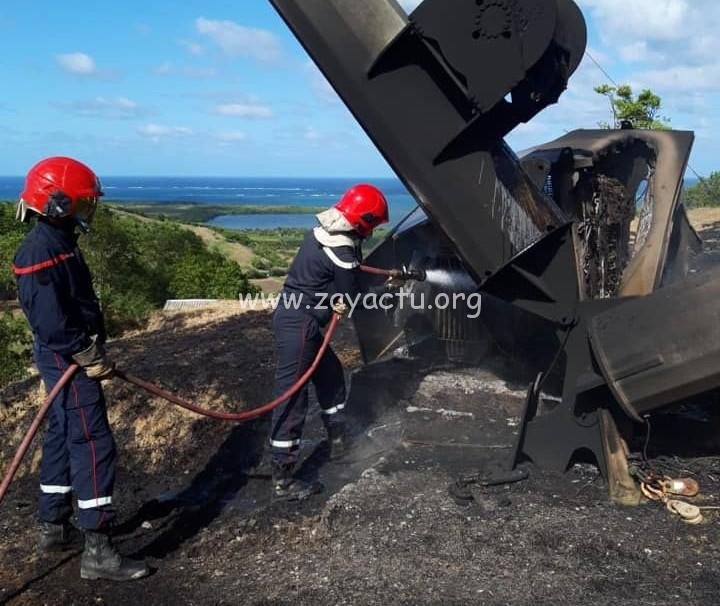 Un incendie au Vauclin suite à la chute d'une éolienne