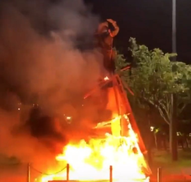 Vers un déboulonnage des statues à Fort-de-France ? Le maire réagit