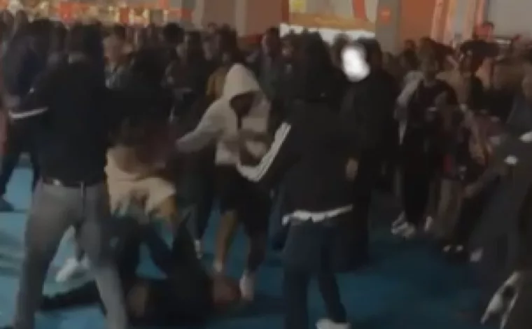Deux hommes blessés après une violente rixe à la Foire de Paris, ce dimanche