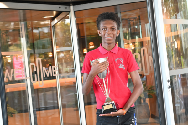 Échecs : le Martiniquais Ethan Cyprienne Fonsat sacré champion de France de l’Open D à 14 ans