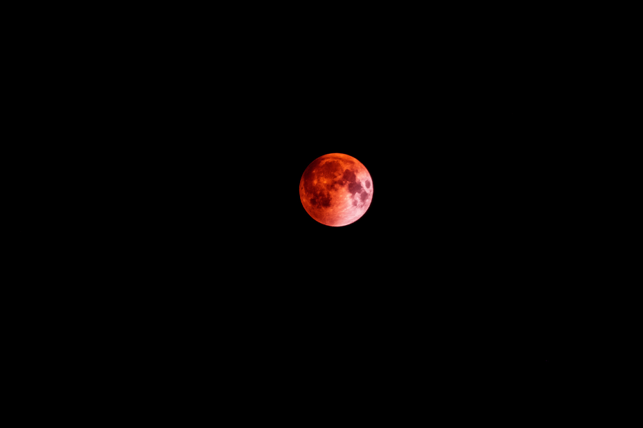 Une « Lune rouge » a illuminé le ciel des Antilles dans la nuit de jeudi à vendredi