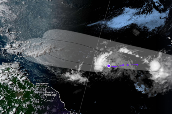Météo : l’onde tropicale sous surveillance pourrait se renforcer avant son arrivée sur l’arc antillais samedi