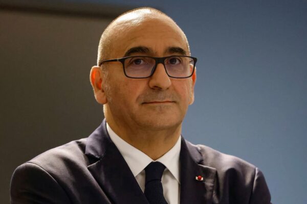 Violences du 17 octobre en France : le ministre de l’Intérieur Laurent Nuñez présente sa démission, Emmanuel Macron la refuse