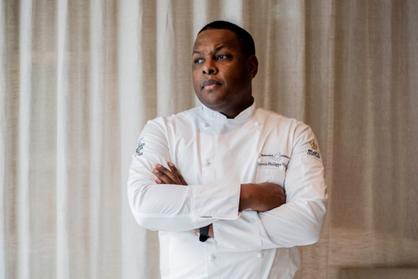 Air France : un chef martiniquais doublement étoilé signe les menus Business au départ des Antilles et de la Guyane