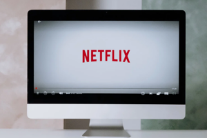 Netflix, YouTube, jeux vidéo… Une nouvelle taxe votée à l’Assemblée pourrait faire grimper les prix