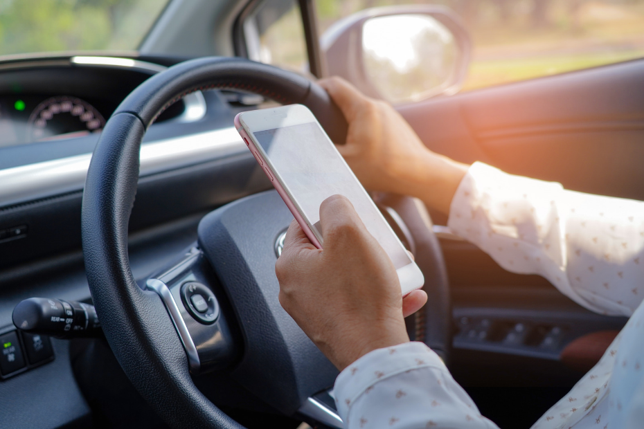 Téléphone au volant : la suspension du permis va être généralisée dans toute la France